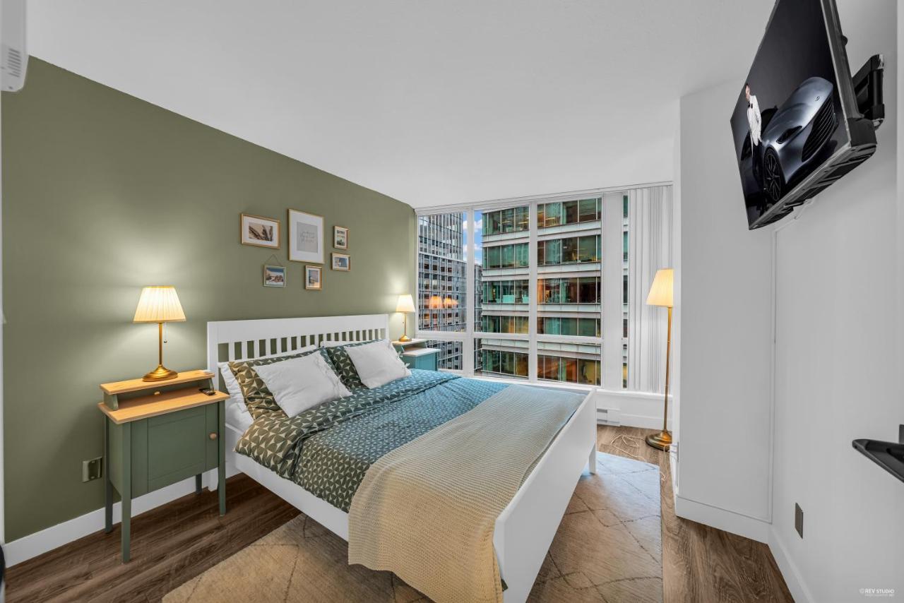 1-Br Condo In Downtown Coal Harbour With Parking And City Views Vancouver Eksteriør bilde